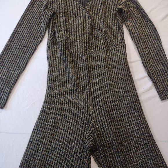 METALLIC GOLD AND BLACK JUMPSUIT, NO BRAND, RETRO DISCO DANCING OUTFIT SIZE L - Picture 2 of 5